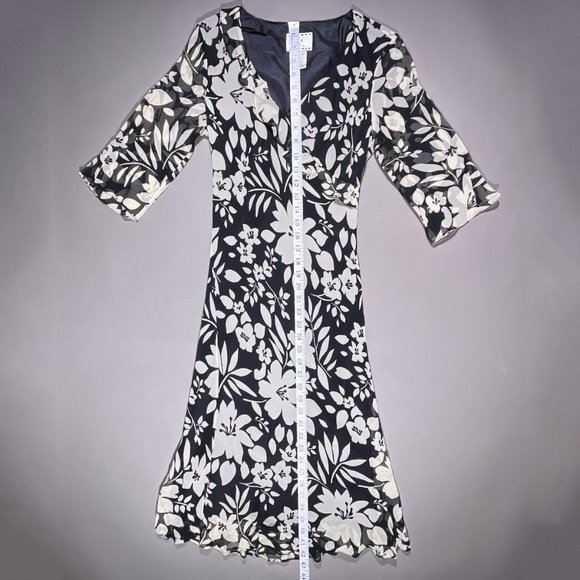 ICE Petite Dress with‎ Flower Design Size 4P - Picture 6 of 16